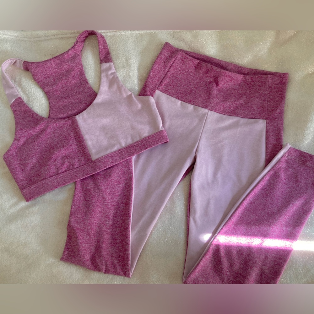 Pink Color Block Sports Bra (Size S) and Leggings (Size XS) Set